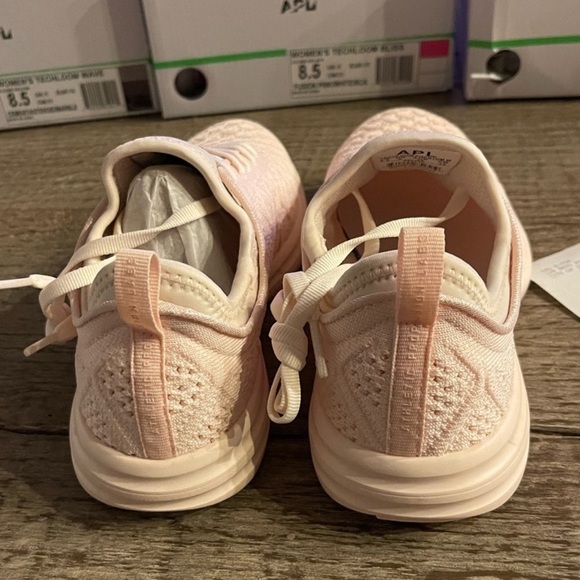 APL Techloom Phantom Sneakers in Cream/Fatigue. - Picture 10 of 13